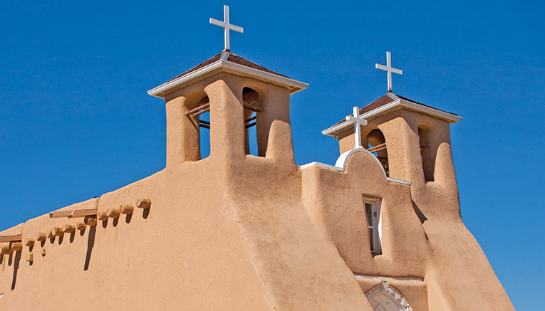 Wnmi-newmexico-walking-2